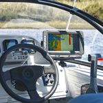 Railblaza drehbare Montageplattform R mit Lowrance Echolot